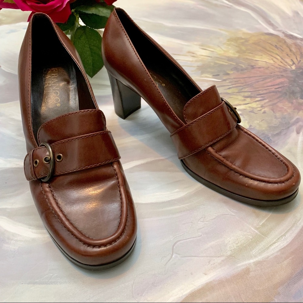 🔴Franco Sarto leather pumps. Size 9.5